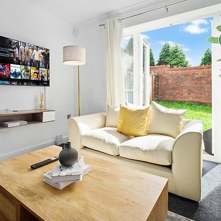 2 Bedroom House - Garden & Parking 2Gm - Wifi Бирмингем Экстерьер фото